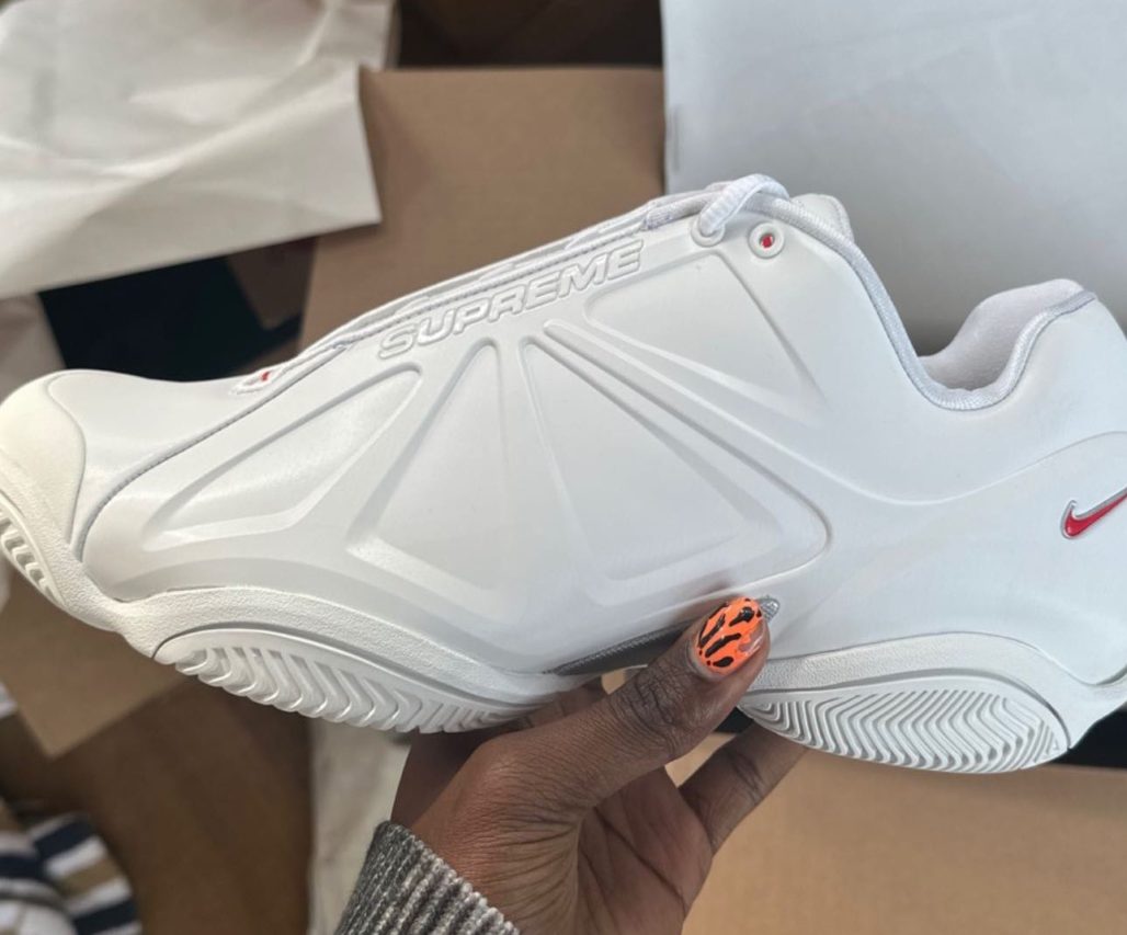 Supreme x Nike Air Zoom Courtposite - Дата релиза, фото, где купить