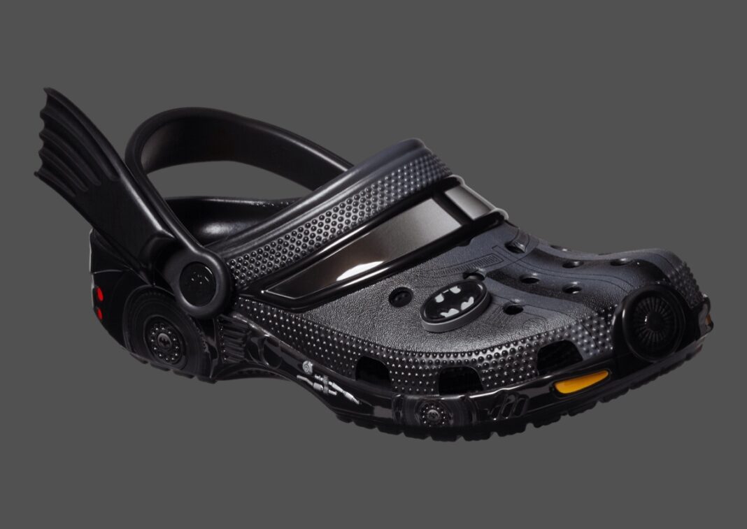 Batman x Crocs Classic Clog «Batmobile» - Дата релиза, фото, где купить