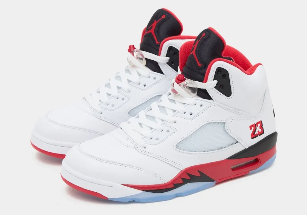 Air Jordan 5 «Fire Red «Black Tongue» - Дата релиза, фото, где купить